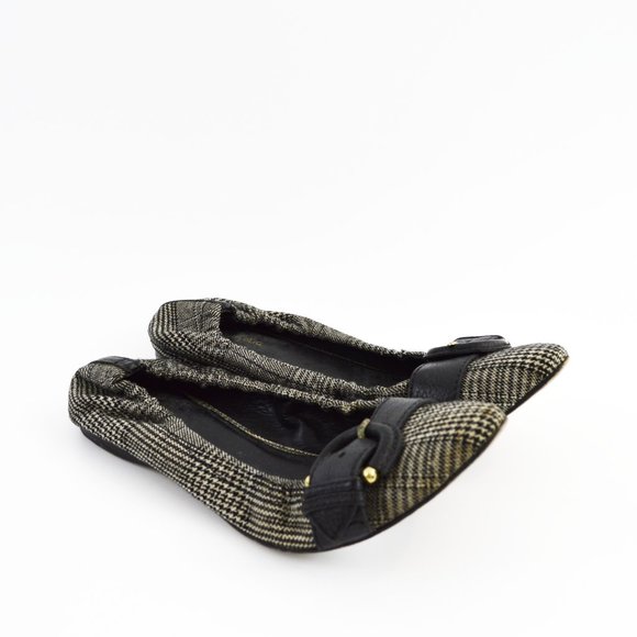 Banana Republic Plaid Flat #163-1818 - Picture 1 of 5